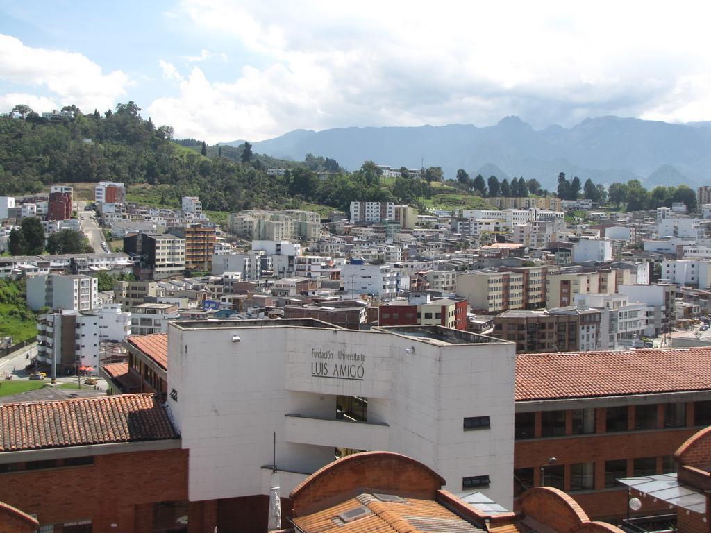 El Cable Hostal Manizales Ngoại thất bức ảnh