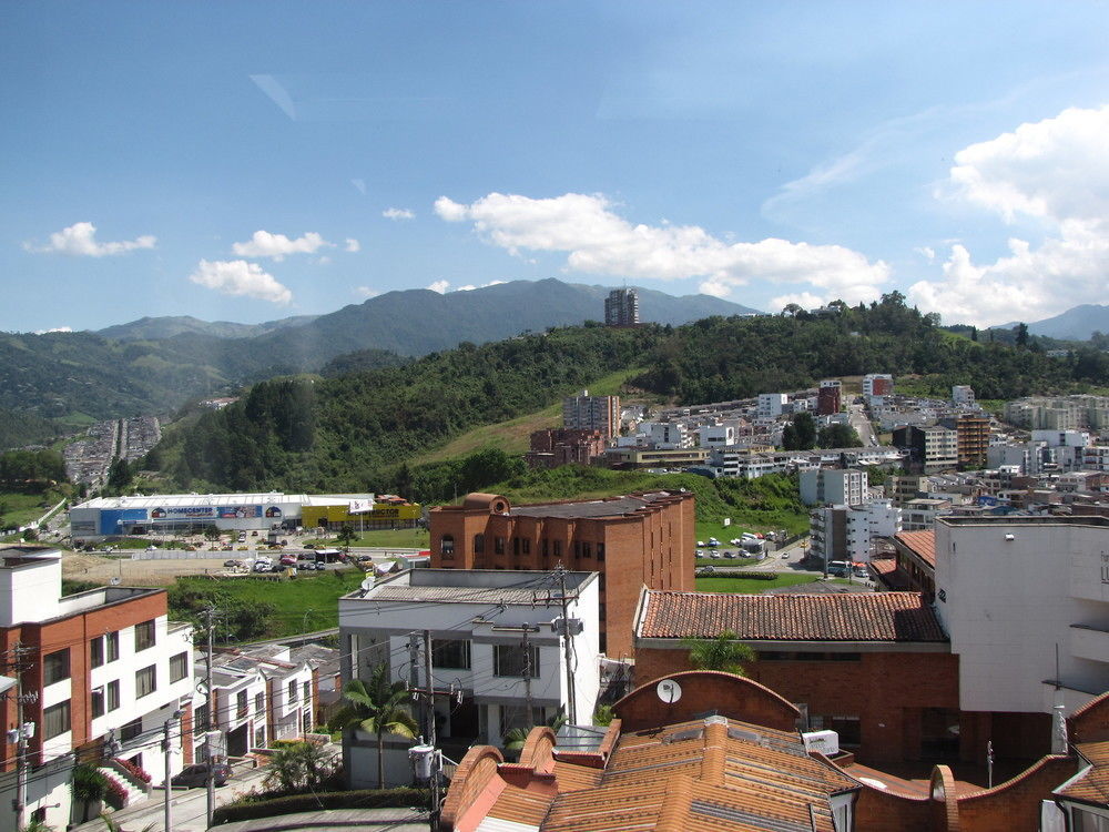 El Cable Hostal Manizales Ngoại thất bức ảnh